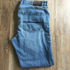 Tommy Bahama standard fit mens jean